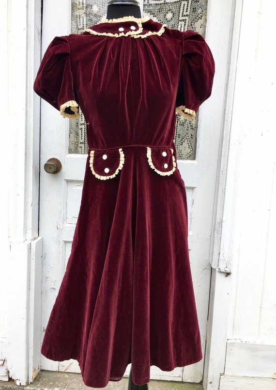 Adorable 1940s Cranberry Velvet Juniors Day Dress