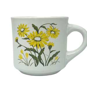 Vintage Papel Flower Power Daisy Coffee Mug | Boho Retro Kitchen 60s 70s 80s Yellow Floral Retro