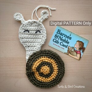 Snail Gift Card Holder / Ornament - Crochet PATTERN Only