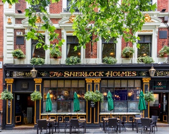 Sherlock Holmes London pub photo by Julia Willard of Falling Off Bicycles travel photography