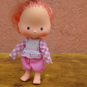 1979 Vintage American Greetings Kenner Strawberry Shortcake &quot;Raspberry Tart&quot; 5.5&quot; Vinyl Figure (Incomplete).