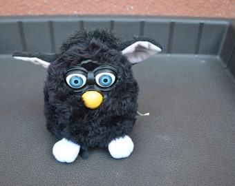1998 Tiger Electronics Vintage Furby Witch's Black Cat with Gray Eyes. Model 70-800. (NOT WORKING)