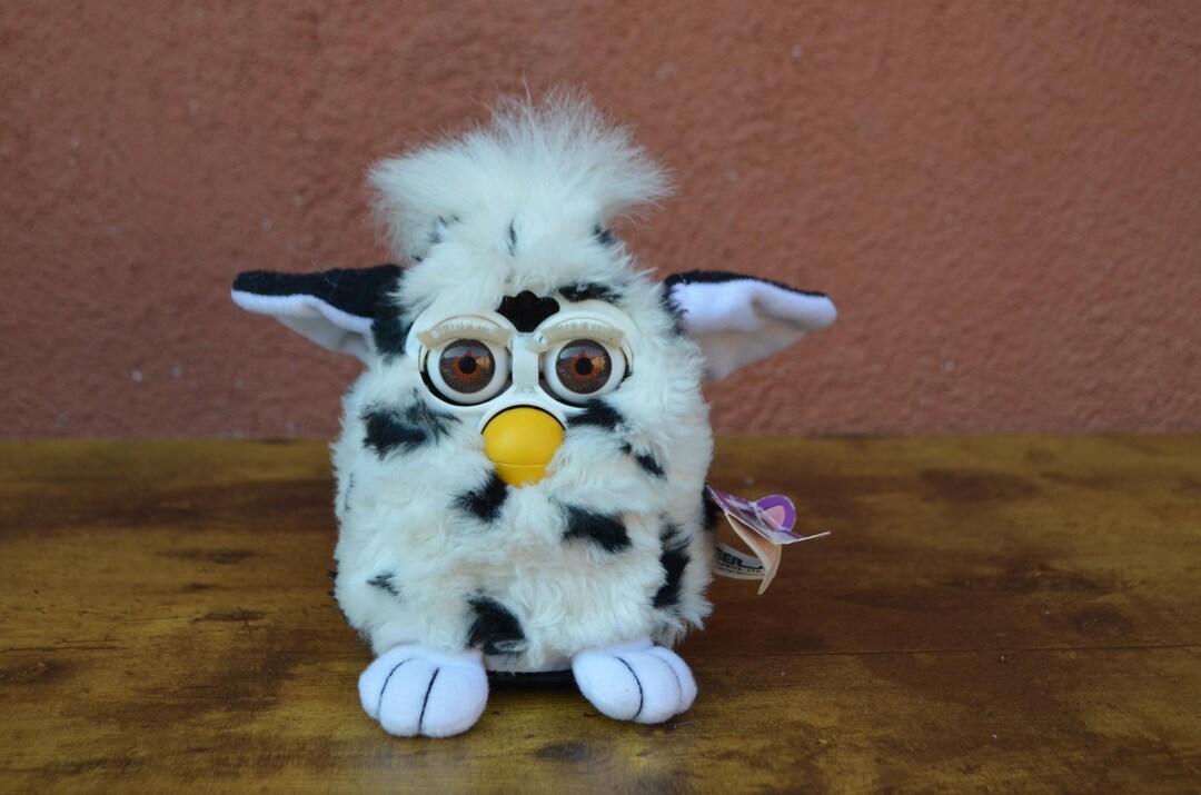 TIGER ELECTRONICS 1999 FURBY Original NOIRE GRIS 1ER Génération Fonctionnel EUR 55,00 - FR