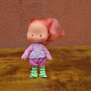 1979 Vintage American Greetings Kenner Strawberry Shortcake &quot;Raspberry Tart&quot; 5.5&quot; Vinyl Figure (Incomplete).