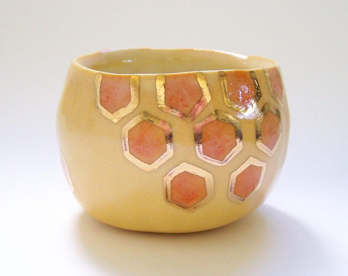 Gold Honeycomb Yunomi Cup