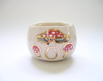 Mushroom Cup with Gold