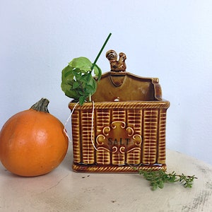 Vintage Salt Box, Farmhouse Kitchen, Chicken and Basket ceramic