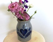 Vintage Rowe Pottery Works Crock, Stoneware Crockery, Rustic Cobalt Blue Heart Design, made in Cambridge, Wisconsin USA, Farmhouse Kitchen