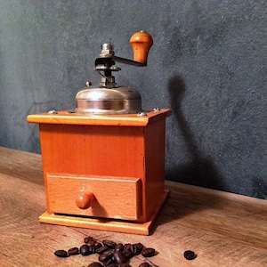 Vintage Coffee Grinder, made in W Germany, hand grind spices or coffee beans