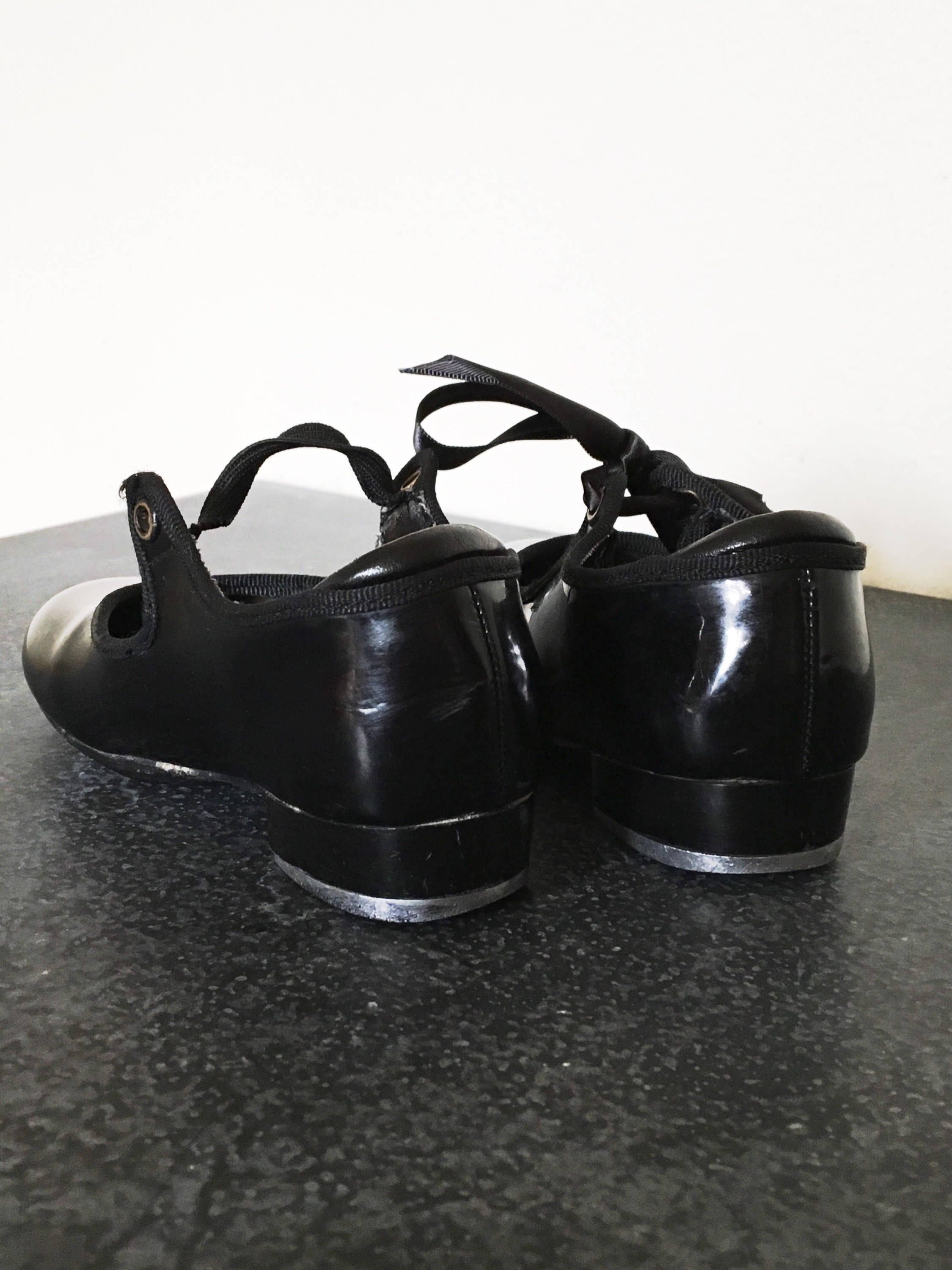 size 10 Dress up & Pretend play Schoenen Meisjesschoenen Dansschoenen little Girl Taps Vintage Black Patent Leather Tap shoes 