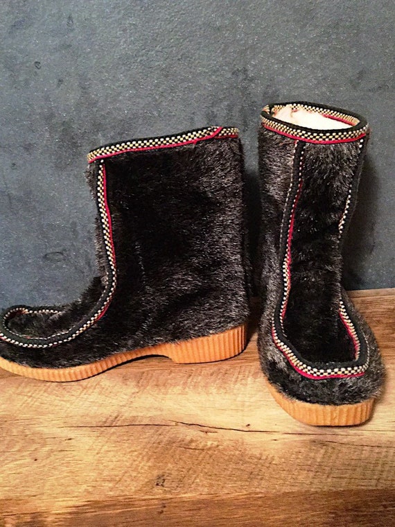 Vintage After Ski Boots, Dunham Eskipades, 1970's
