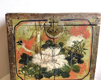 Vintage Chinese Wooden Tea Box: Hand-Painted Floral Folk Art Box