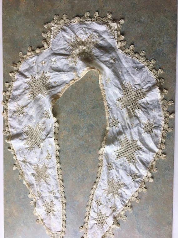 Antique Tatted Bib Collar, Embroidered Ecru Silk D