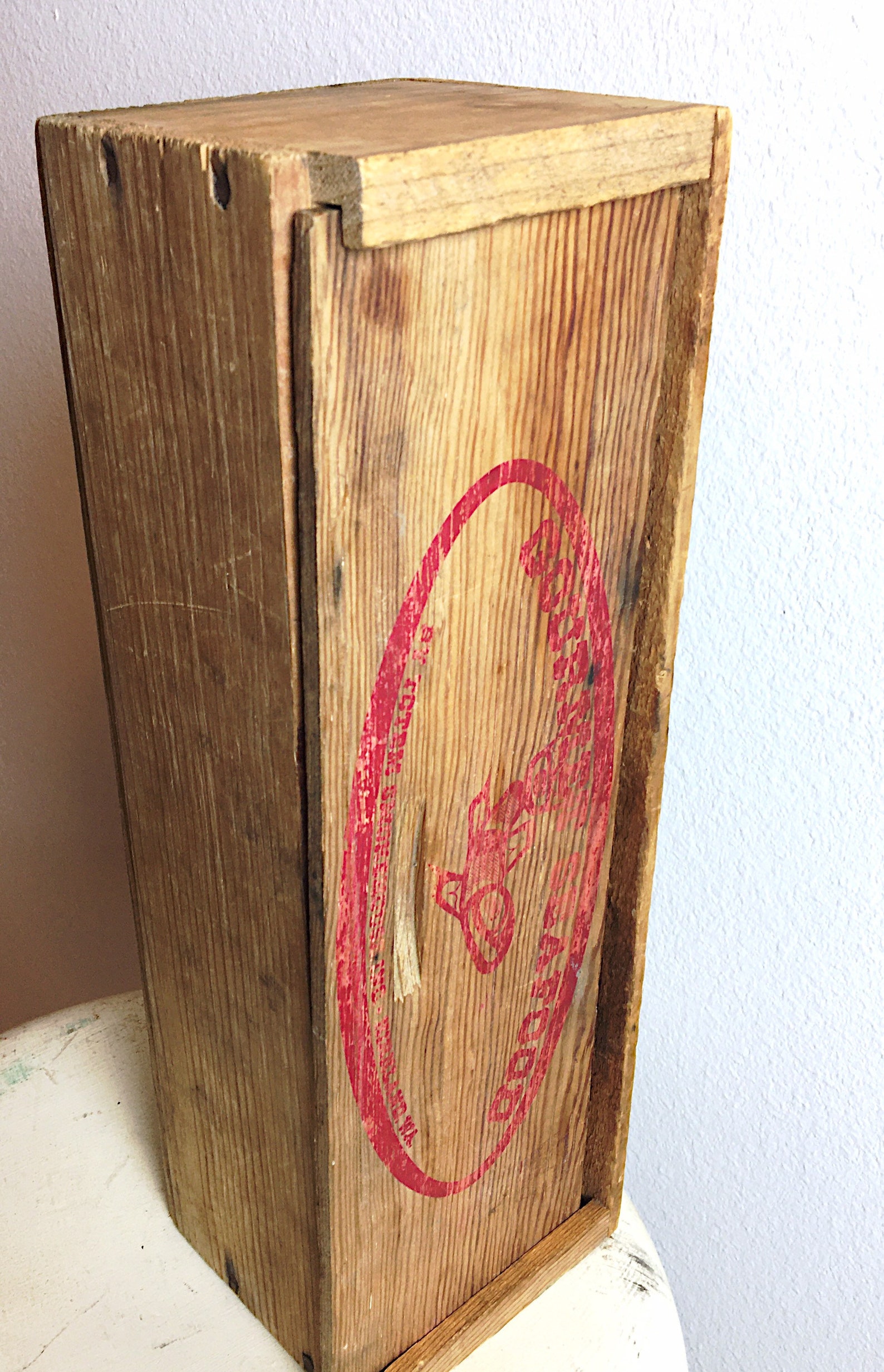 Vintage Wooden Fish Box 1970s Totem Smokehouse Salmon Box Etsy