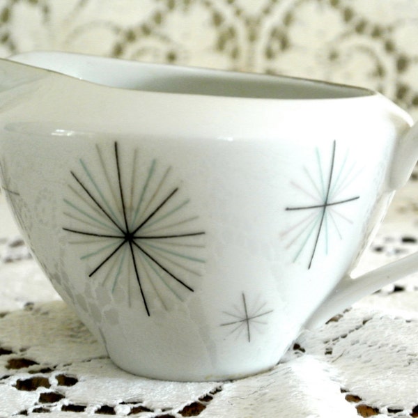 Vintage 1950s creamer. Retro Atomic Age design. Starburst. Made by Crest Wood China. Imperial Japan.