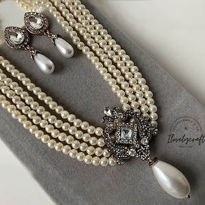 1920s Downton Abbey Pearl Collar Necklace: Art Deco Flapper Jewelry