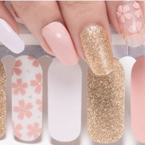 Nagelfolie - nagellak - nagelstickers - nagelstickers - roze goud witte bloemen nagelfolie - accentnagels