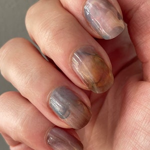 Semi transparent Marble Swirl - Pastel - Dry Nail Polish - Long Wear Nail Wraps