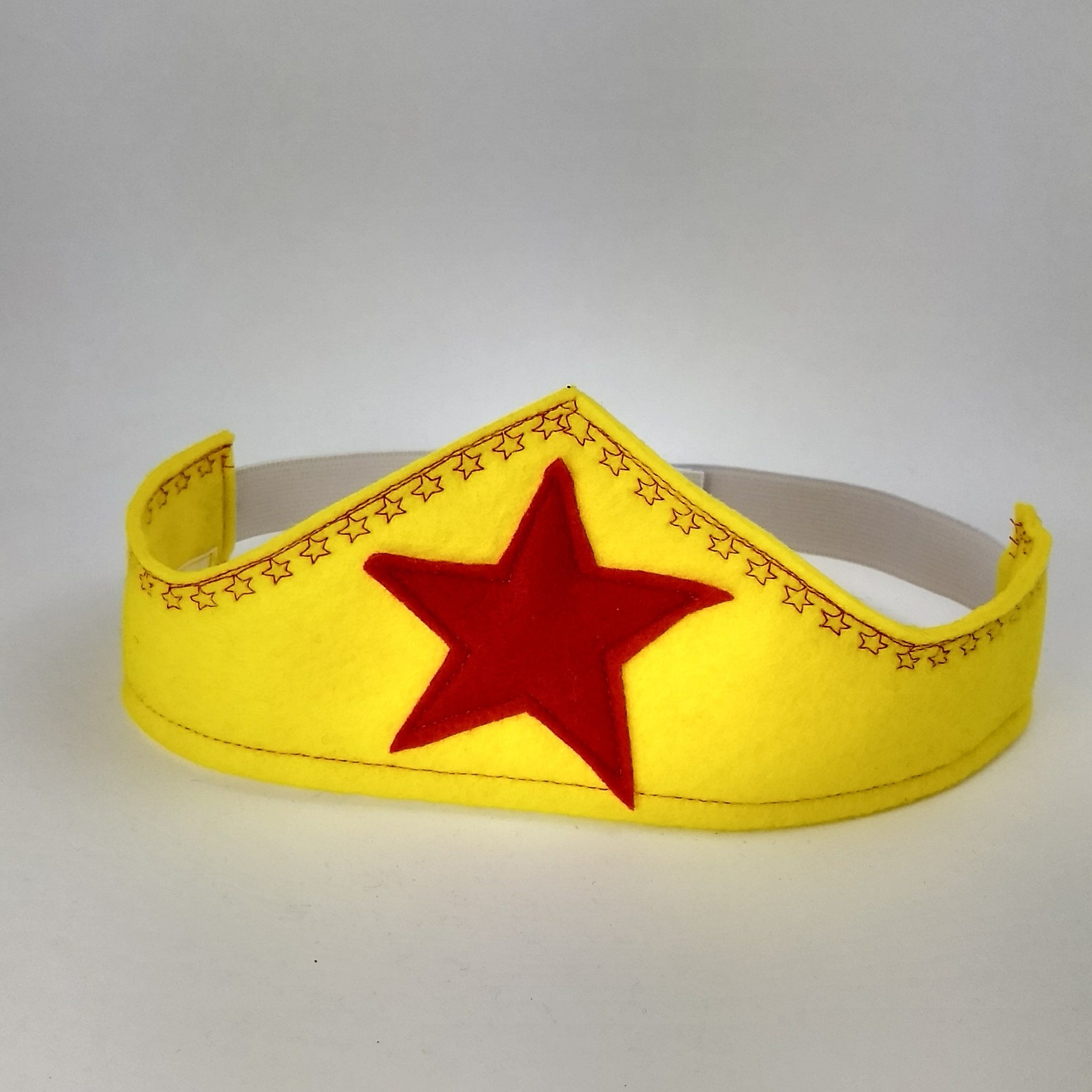 Instant Pattern for Superhero Wonder Woman Tiara &amp; Cuffs for | Etsy UK