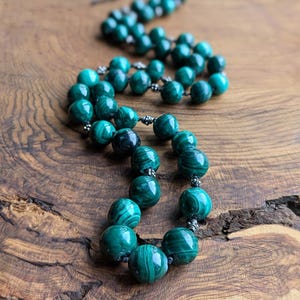 Malachite beaded necklace, malachite necklace, gemstone beaded necklace, vintage malachite jewelry, malachite jewelry, vintage malachite