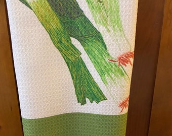 LUSCIOUS LEEK drawing on sturdy kitchen towel