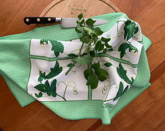 SUGAR SNAP PEAS drawing on sturdy kitchen towel