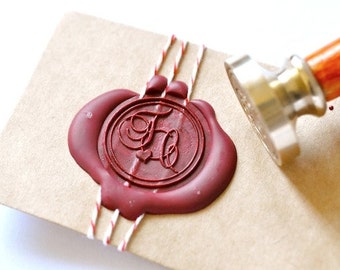 Personalized Wedding Custom Script Initials with Heart Wax Seal Stamp | Backtozero