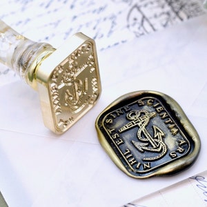 Ancre Latin Motto Message Sagesse Rétro Style Antique Inspiré Sceau de Cire Timbre | Poignée en résine de feuille d'or OOAK Signature gratuite | Retour à zéro B20
