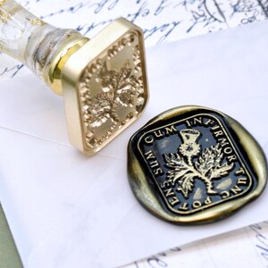 Thistle Latin Motto Message Strength Power Timbre de sceau de cire d'inspiration antique | Poignée en résine de feuille d'or OOAK Signature gratuite | Retour à zéro B20