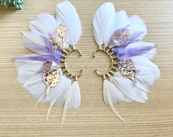 Pendientes de plumas de la colección Mariposa June Bloom, tono dorado, se venden en pares, inspirados en Bridgerton.