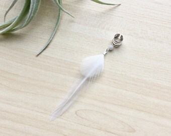 Feather Ear Cuff, Ear Clip, Silver Cuff, White Feather Jewelry, Dangle Ear Cuff with Feathers, Moonstone Bead, Hippie Style (SINGLE)