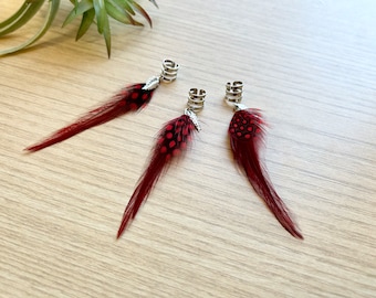 Feather Ear Cuff, Ear Clip, Silver Cuff, Red Feather Jewelry, Silver Ear Cuff with Dangle Feather, Boho Style (SINGLE)