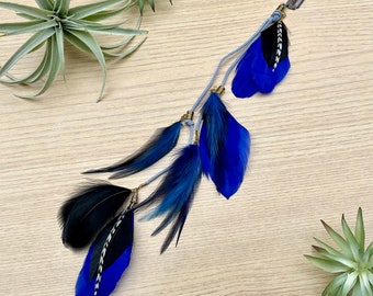 Blue Feather Hair Extension, Boho Hair Extension, Leather cord with Feathers, Wedding Jewelry, Festival Jewelry, Hair Feathers