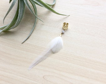 Feather Ear Cuff, Ear Clip, Gold Tone Brass Cuff, White Feather Jewelry, Dangle Ear Cuff with Feathers, Moonstone Bead, Hippie (SINGLE)