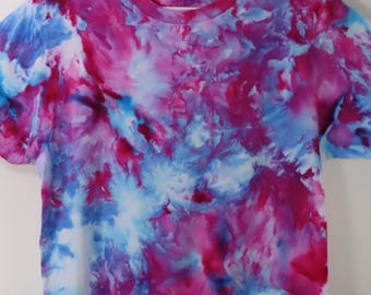 Cotton Candy | unique iced dyed t-shirt, medium crew neck