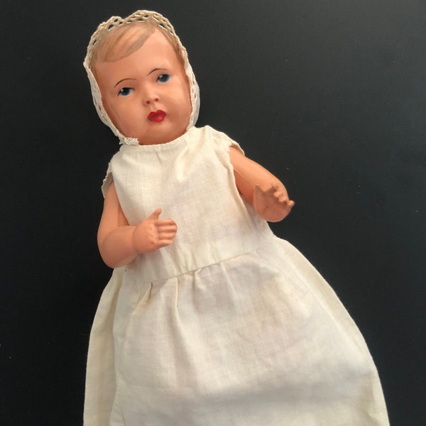 Antike Baby-Puppe aus Celluloid, made in USA, auf der Rückseite gemarkt. Seltene Puppe für Sammler, etwa 20 Zentimeter.