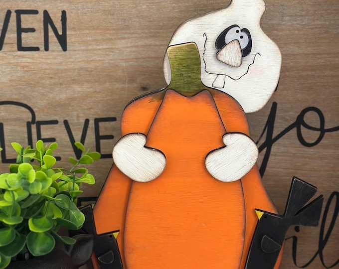 Goofy Ghost Shelf Sitter | Wooden Handmade Decor | Fall Accent | Halloween Decor