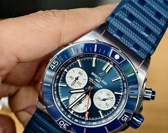 Cronógrafo automático Breitling Chronomat B01 vintage, color azul - Regalo para él