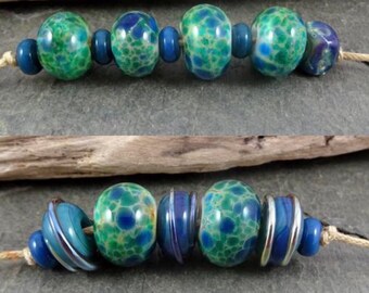 Handcrafted Borosilicate Glass Ruffle Disk Bead Set Teal Blue-Green 9 Beads SRA-133
