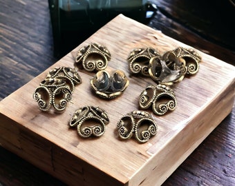 Antiqued Brass Bead Caps, Ornate Victorian Style  Oxidized Brass Bead Caps,  Three Petal Round Filigree Bead Caps (VJS/S111) *