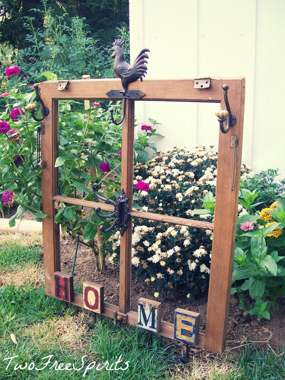 Items similar to Rooster Farmhouse Rack on Etsy