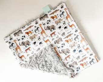 Traum-Lovie. Schmusetuch. Personalisierte Lovey. Kunstfell Lovey. Safari Tiere. Mini Krabbeldecke. Minky Lovie. Baby-Dusche-Geschenk.