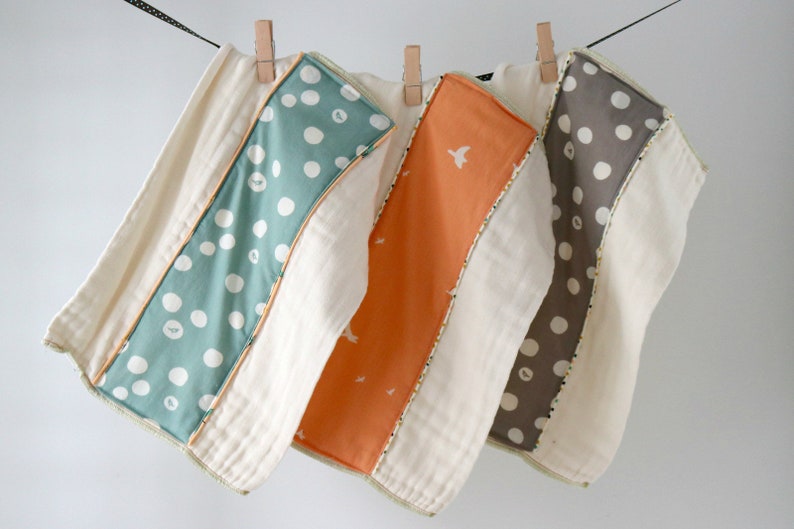 Baby Shower Gift Organic Baby Burp Cloths Organic Burp Cloth Set of 3 Newborn Baby Gift Basic Dots Baby Essentials Burp Rag