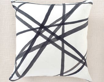 Kelly Wearstler Channels Pillows Linen Shams (Both sides) Ebony/Ivory Perwinkle/Oat