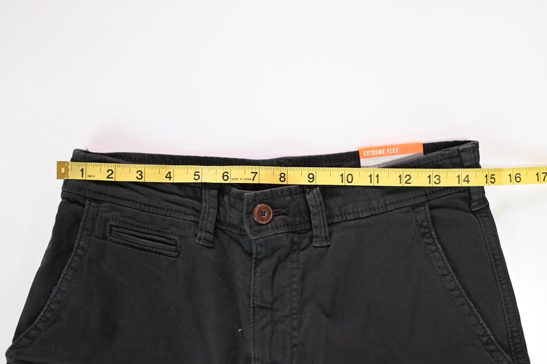 American Eagle Extreme Flex Black Shorts Size 28