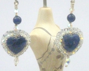 Earrings in lapis lazuli and heart-shaped crystal