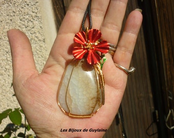 pendentif agate theme fleur, talisman, amulette