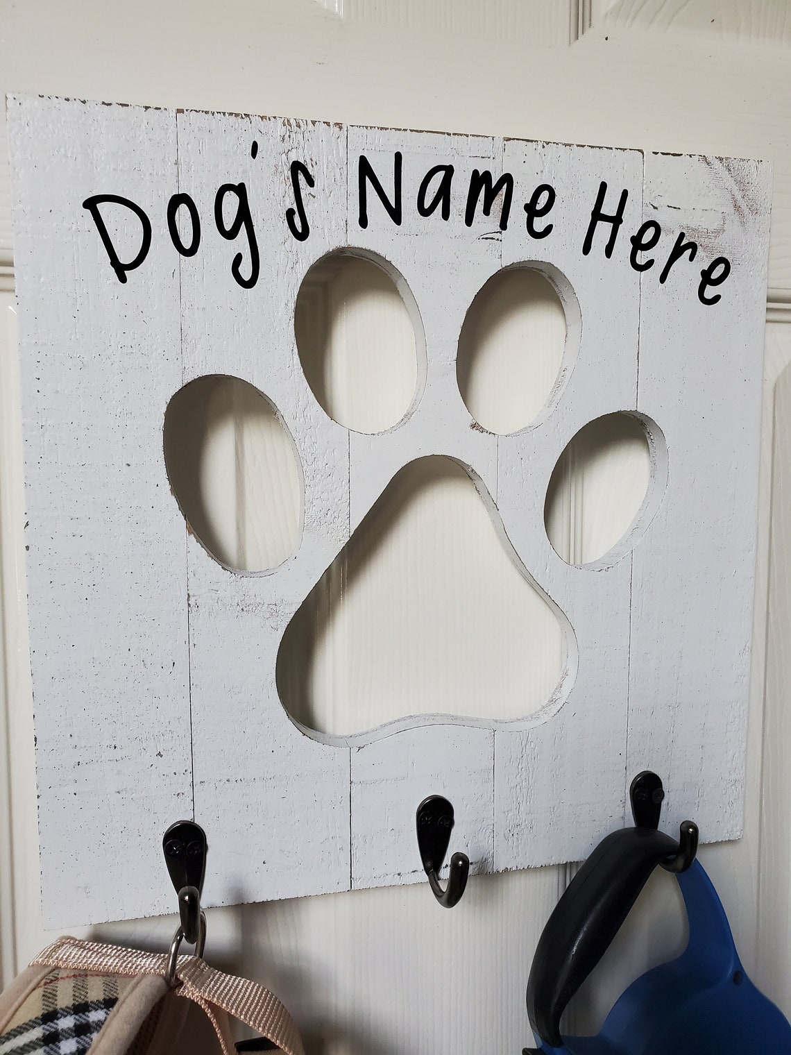 DOG LEASH HANGER Personalized Dog Paw Wooden Leash Holder Etsy UK