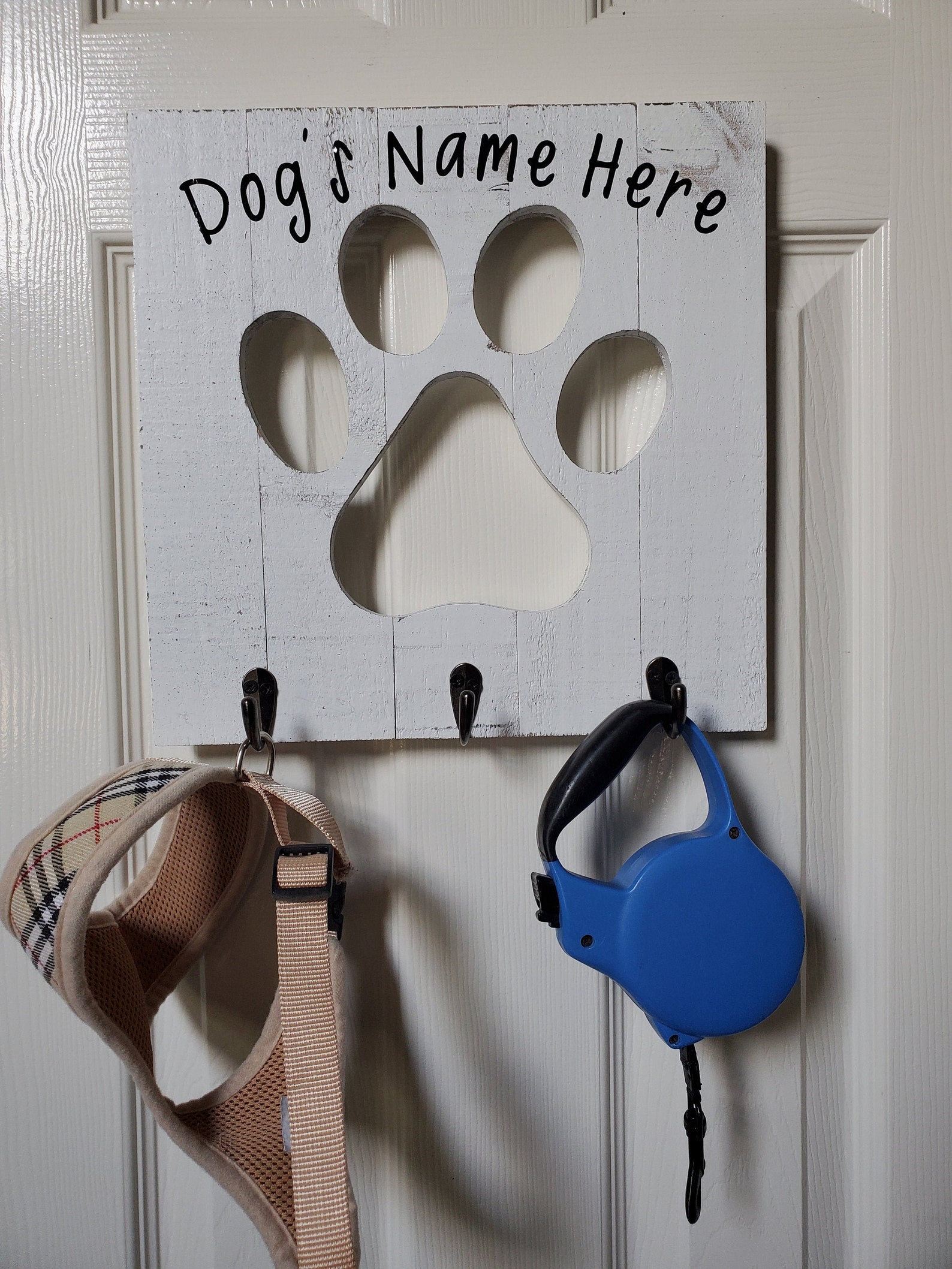 DOG LEASH HANGER Personalized Dog Paw Wooden Leash Holder Etsy UK