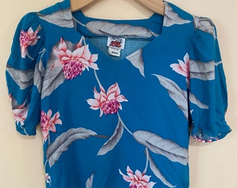 Hawaiian cropped floral top